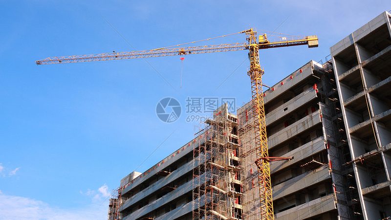 建筑幕墙工程：厂家报价背后的考量因素**